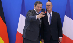 Le vice-chancelier et ministre allemand des Finances Lars Klingbeil et le ministre français de l'Economie Eric Lombard, à Paris le 9 mai 2025 ( AFP / Thomas SAMSON )