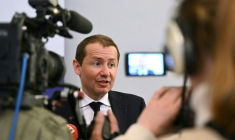 Le procureur de Mulhouse, Nicolas Heitz, à Hagenbach le 10 avril 2026 ( AFP / SEBASTIEN BOZON )