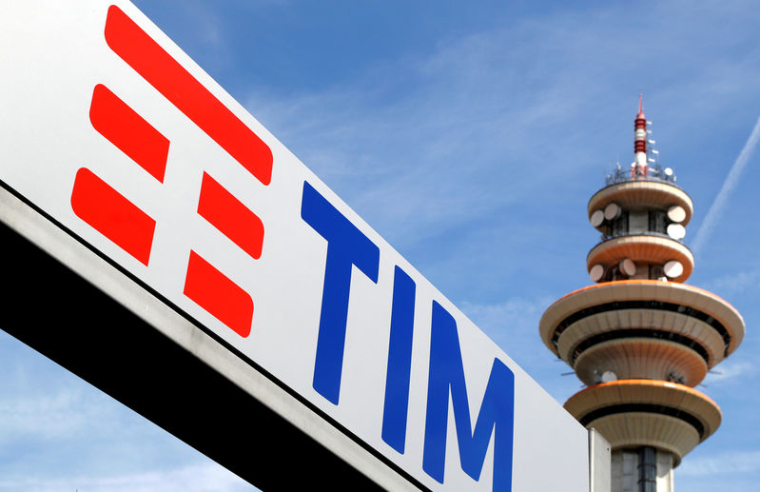 TELECOM ITALIA ET VODAFONE FUSIONNENT LEURS TOURS EN ITALIE