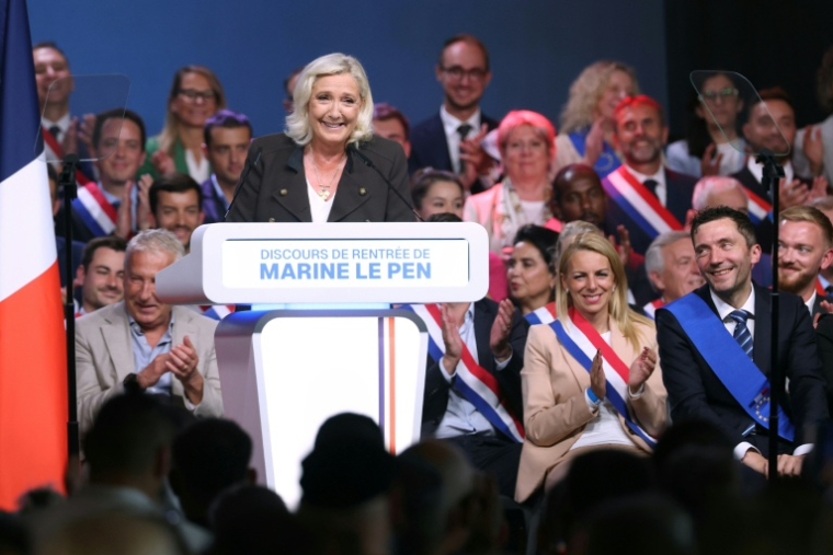 La présidente du groupe parlementaire RN et candidate à l'élection présidentielle de 2027 Marine Le Pen tient son discours de rentrée à Hénin-Beaumont, dans le Pas-de-Calais, le 13 septembre 2026 ( AFP / Thomas SAMSON )