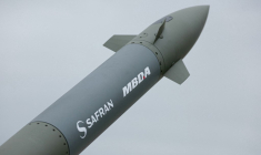 Les roquettes du système Thundart ont une portée de 150 kilomètres (illustration) ( AFP / THOMAS SAMSON )