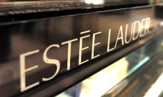 ESTEE LAUDER EN POURPARLERS POUR ACQUÉRIR LA MARQUE TOM FORD, SELON LE WSJ