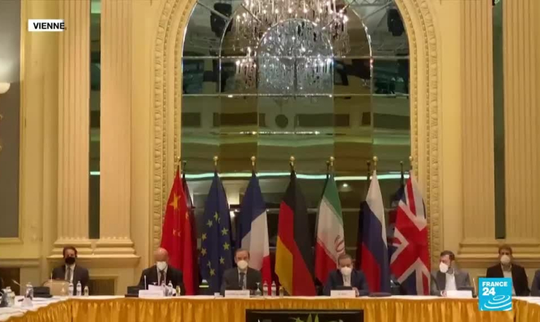 Tensions politiques en Iran : A. Khamenei critique publiquement le chef de la diplomatie