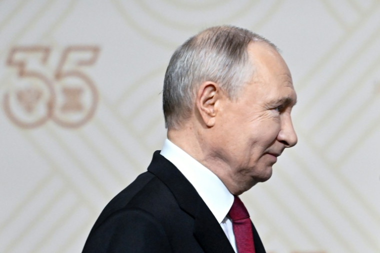 Le président russe Vladimir Poutine au sommet Russie-ASEAN, dans la ville de Kazan, à environ 700 kilomètres à l'est de Moscou, le 18 juin 2026. ( POOL / Alexander NEMENOV )