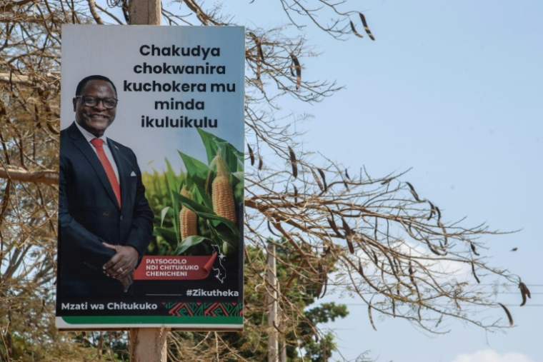 Campagne électorale à Lilongwe au Malawi, où parmi les 17 candidats à la présidentielle figurent trois présidents dont l'actuel président Lazarus Chakwera qui brigue un nouveau mandat, le 10 septembre 2025 ( AFP / Amos GUMULIRA )