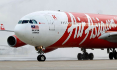ACCORD AIRASIA-AIRBUS POUR RESTRUCTURER UNE COMMANDE DE CENTAINES D'AVIONS