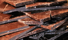 Le chocolat contient une quantité "non négligeable" de cadmium, métal lourd aux effets nocifs pour la santé, met en garde jeudi l'UFC-Que Choisir ( AFP / PHILIPPE HUGUEN )