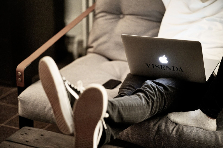 L'assurance emprunteur peut comporter une garantie perte d'emploi (Crédits photo : Unsplash - Jonas Allert )