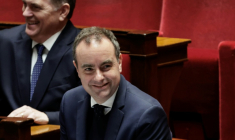 Le Premier ministre Sébastien Lecornu à l'Assemblée nationale après le rejet des deux motions de censure, le 23 janvier 2026 à Paris ( AFP / STEPHANE DE SAKUTIN )