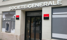 Une agence Société Générale, à Paris. (Crédit: L. Grassin / )