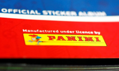 Illustration d'un album de collection d'autocollants de football Panini