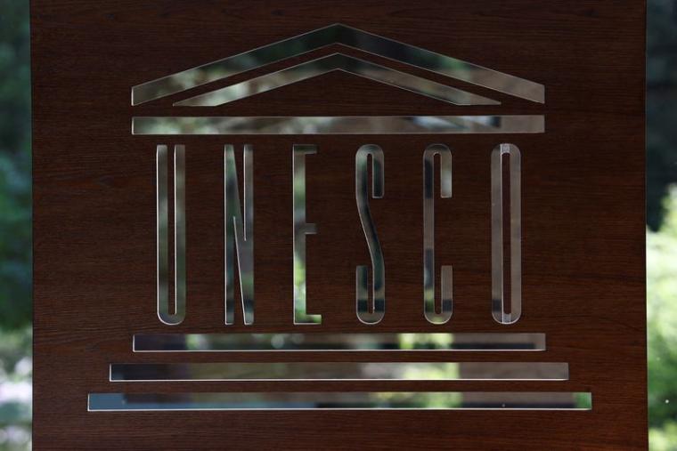 Le logo de l'UNESCO à Paris, en France