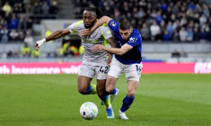 Manchester City et Everton condamnent le racisme main dans la main