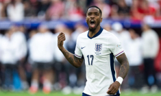 Sale soirée pour Ivan Toney, arrêté dans un bar à Londres