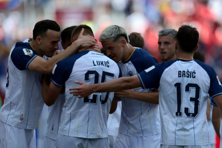 Le Bosnien Jovo Lukic (N.25), buteur contre le Canada, lors de la Coupe du monde, le 12 juin 2026 à Toronto ( AFP / Cole Burston )