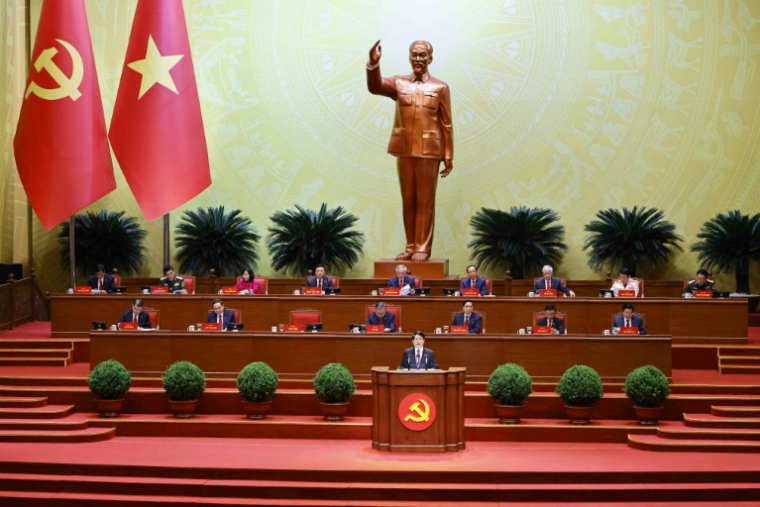 Photo prise le 20 janvier 2026 et diffusée par le XIVe Congrès national via l'Agence de presse vietnamienne, montrant le secrétaire général du Parti communiste vietnamien, To Lam, lors de la séance d'ouverture du XIVe Congrès national du Parti communiste vietnamien à Hanoï ( Vietnam News Agency (VNA) / Handout )