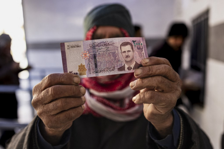 La Syrie veut toujours la page de la "vénération d'individus", fait valoir le président Al-Chareh (illustration) ( AFP / SAMEER AL-DOUMY )