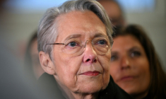 L'ancienne Première ministre et actuelle ministre de l'Education nationale démissionnaire, Elisabeth Borne, ici à Longjumeau (Essonne), le 6 janvier 2025 ( AFP / Anna KURTH )