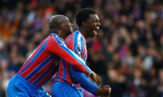 Les joueurs de Crystal Palace Jean-Philippe Mateta et Eddie Nketiah
