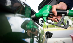 Indemnité carburant pour "grands rouleurs": la date limite de dépôt reportée au 31 août ( AFP / Loic VENANCE )