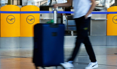 LUFTHANSA PRÉVOIT DE NOUVELLES CHARGES DE RESTRUCTURATION AU 4E TRIMESTRE