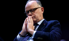 Édouard Philippe, maire du Havre et président du parti Horizons, le 11 avril 2026 à Paris ( AFP / Ian LANGSDON )