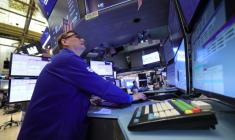 Un opérateur à la Bourse de New York le 1er octobre 2025 ( AFP / TIMOTHY A. CLARY )