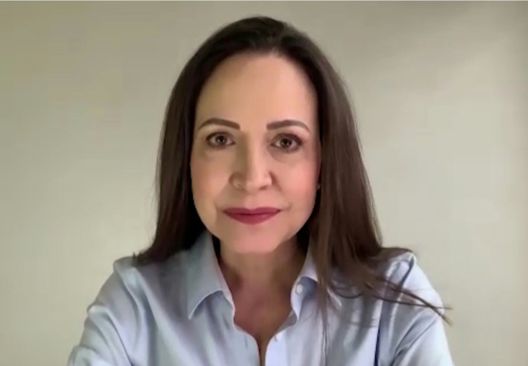 Capture d'écran montrant la cheffe de l'opposition vénézuélienne Maria Corina Machado lors d'une interview avec l'AFP via Zoom à Caracas, le 15 mai 2025 ( AFP / AFP VIDEOGRAPHICS )