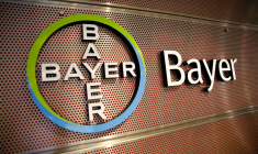 UN GRAND ACTIONNAIRE DE BAYER SE PLAINT DU RACHAT DE MONSANTO