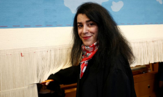Dévoilement de la tapisserie olympique de l'artiste franco-iranienne Marjane Satrapi