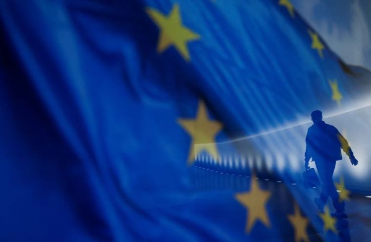 LES SANCTIONS DE L'UE CONTRE LA RUSSIE APPLIQUÉES DÈS MERCREDI