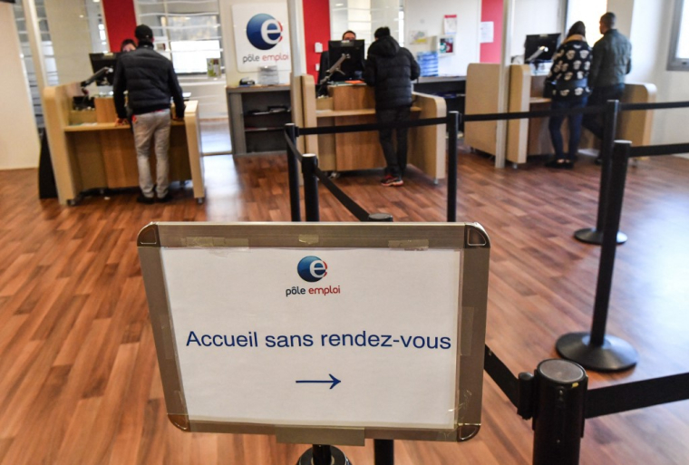 Dans une agence Pôle emploi de Montpellier, le 3 janvier 2019. ( AFP / PASCAL GUYOT )
