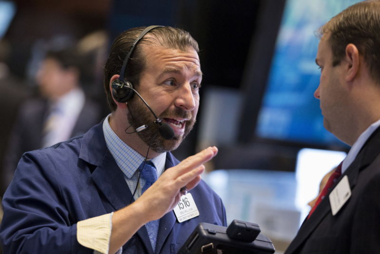 WALL STREET OUVRE EN HAUSSE