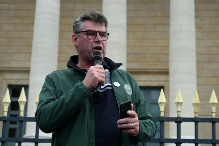 Le secrétaire général de la FNSEA Hervé Lapie à Paris le 26 mai 2025 ( AFP / Leo VIGNAL )