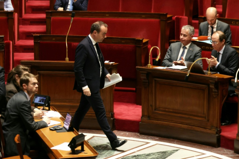 Le Premier ministre Sébastien Lecornu lors d'un débat sur la situation au Moyen-Orient à l'Assemblée nationale, le 25 mars 2026 à Paris ( AFP / Alain JOCARD )