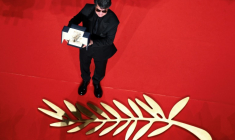 Le réalisateur et scénariste iranien Jafar Panahi, Palme d'Or du Festival de Cannes pour son film "Un simple accident", le 24 mai 2025 ( AFP / Antonin THUILLIER )