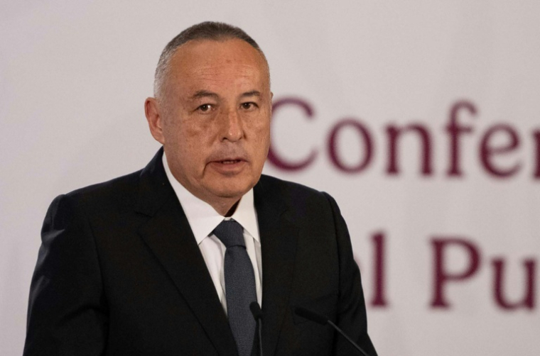 Le procureur général de l'État de Mexico, José Luis Cervantes, lors de la conférence de presse matinale de la présidente Claudia Sheinbaum au Palais national de Mexico, le 21 avril 2026 ( AFP / Marco GONZALEZ )