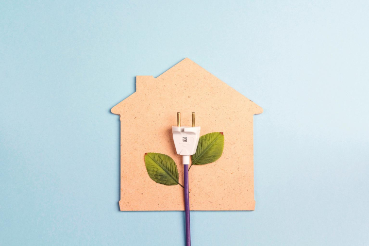 Les offres d’achat groupé permettent aux consommateurs de réaliser des économies. ( crédit photo : Shutterstock )