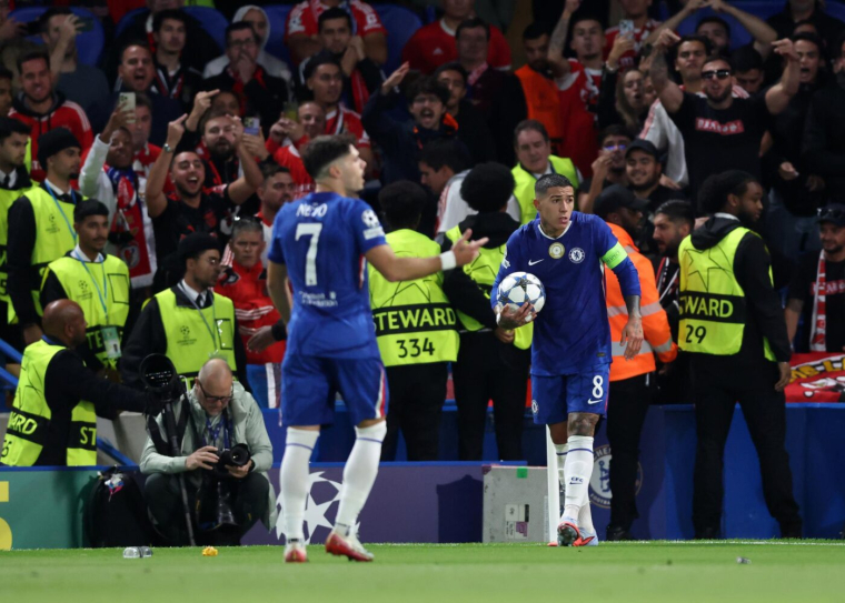 La soirée mouvementée d’Enzo Fernández