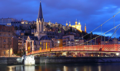 Après Paris et Lille, trois nouvelles villes vont instaurer l'encadrement des loyers prévu par la loi ELAN (Crédit photo: 123RF)