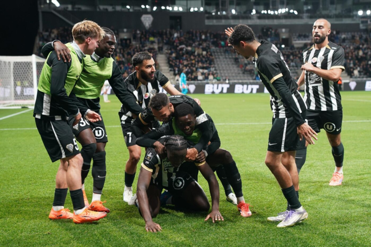 Angers et Le Havre sortent de la zone rouge, Rennes s'effondre contre Nice