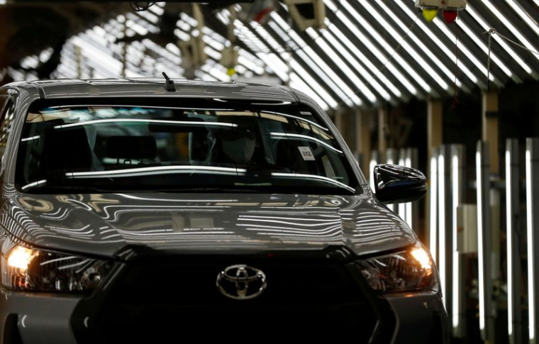 TOYOTA VA ABAISSER DE 15% SA PRODUCTION MONDIALE DE VÉHICULES EN NOVEMBRE