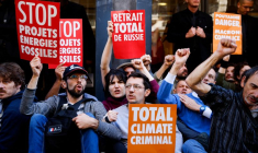 TOTALENERGIES: VISÉE PAR DES ÉCOLOGISTES, L'AG VALIDE LA STRATÉGIE CLIMAT