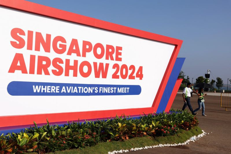 Panneau du Singapore Airshow au centre d'exposition de Changi