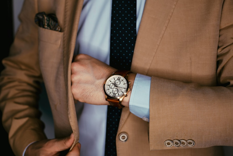 Montres de luxe : quelles sont celles qui vont prendre le plus de valeurs ? (Crédits photo : Shutterstock)