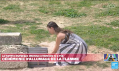 JO 2024 : Le champion olympique grec d'aviron Stefanos Ntouskos premier porteur de la flamme olympique