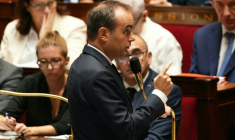 Le Premier ministre Sébastien Lecornu devant l'Assemblée nationale à Paris le 6 octobre 2026 ( AFP / Dimitar DILKOFF )
