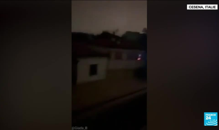 Inondations meurtrières en Italie : huit morts et des milliers d'évacués en Emilie-Romagne