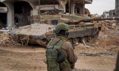 Les soldats israéliens opèrent dans la bande de Gaza