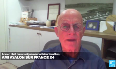 "Sans partage de la terre, nous allons droit à l'apartheid," selon l'ex-chef du Shin Bet Ami Ayalon